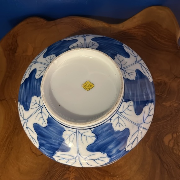 Vintage Otagiri Blue White Radish Leaf Bowl Blue & White Leaf Japanese Serving - Picture 4 of 4